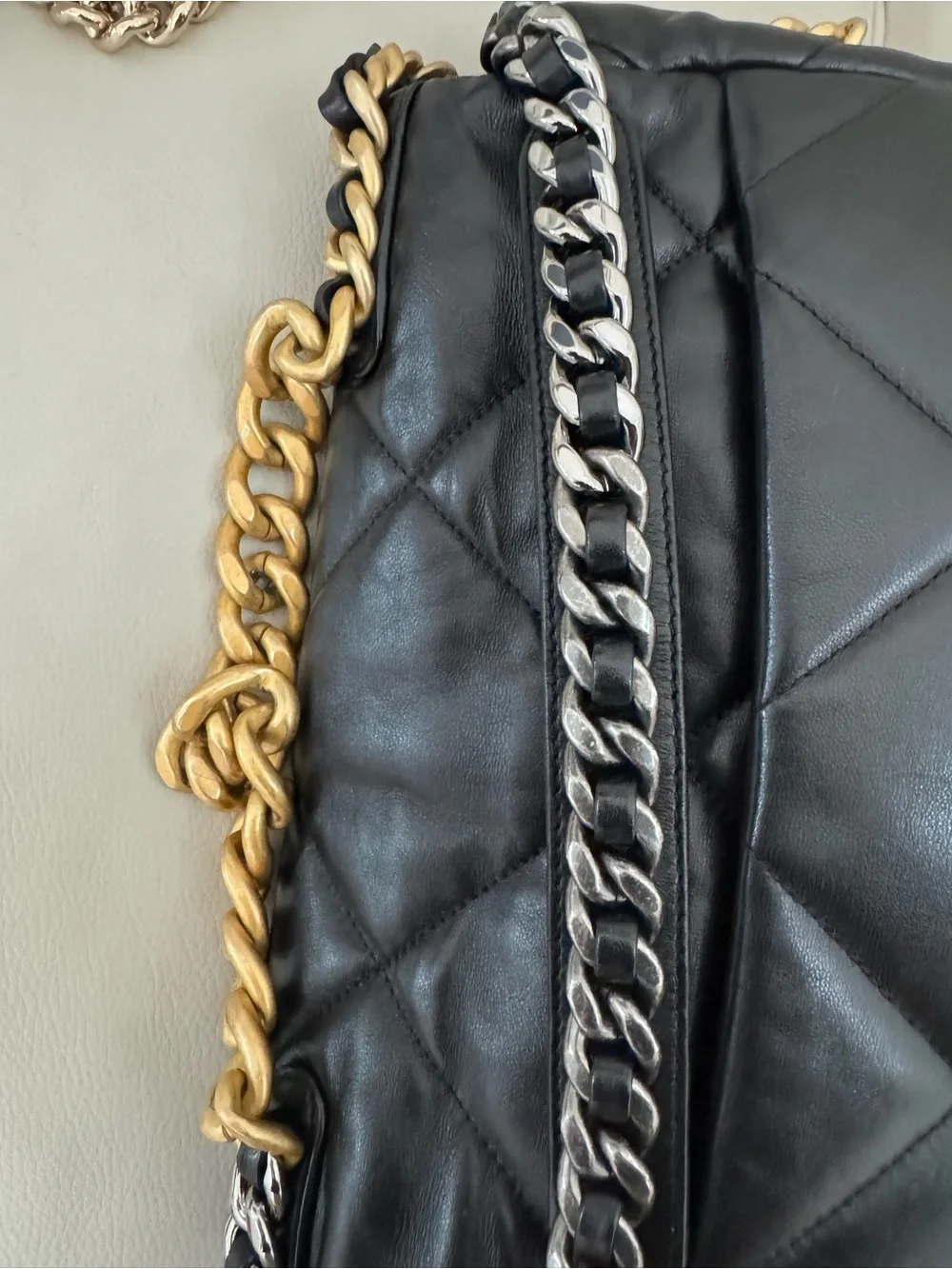 Chanel 19 Black Quilted Lambskin Shoulder Bag with Two-tone Hardware - Picture 7 of 7